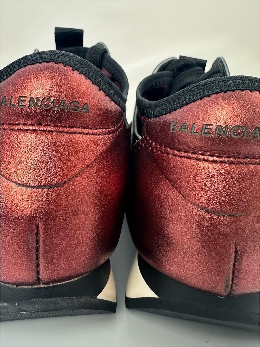 Balenciaga Race Runner woman’s sneakers. Burgundy and Black. Like new! - Picture 7 of 9